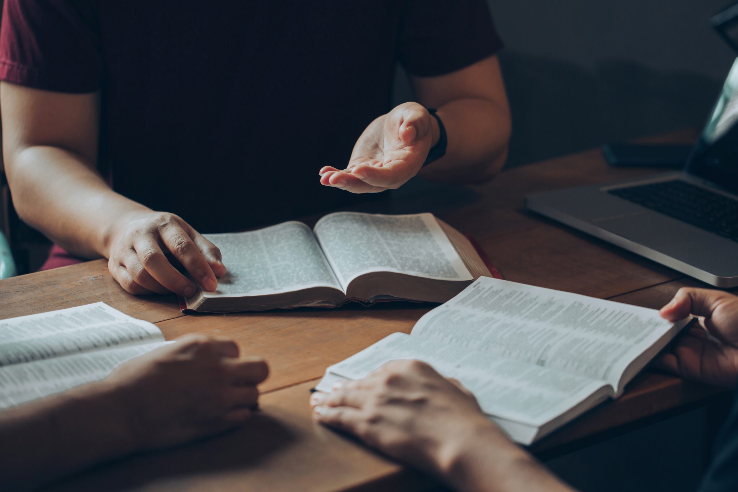 Christian,Bible,Study,Concepts.,Christian,Friend's,Groups,Read,And,Study